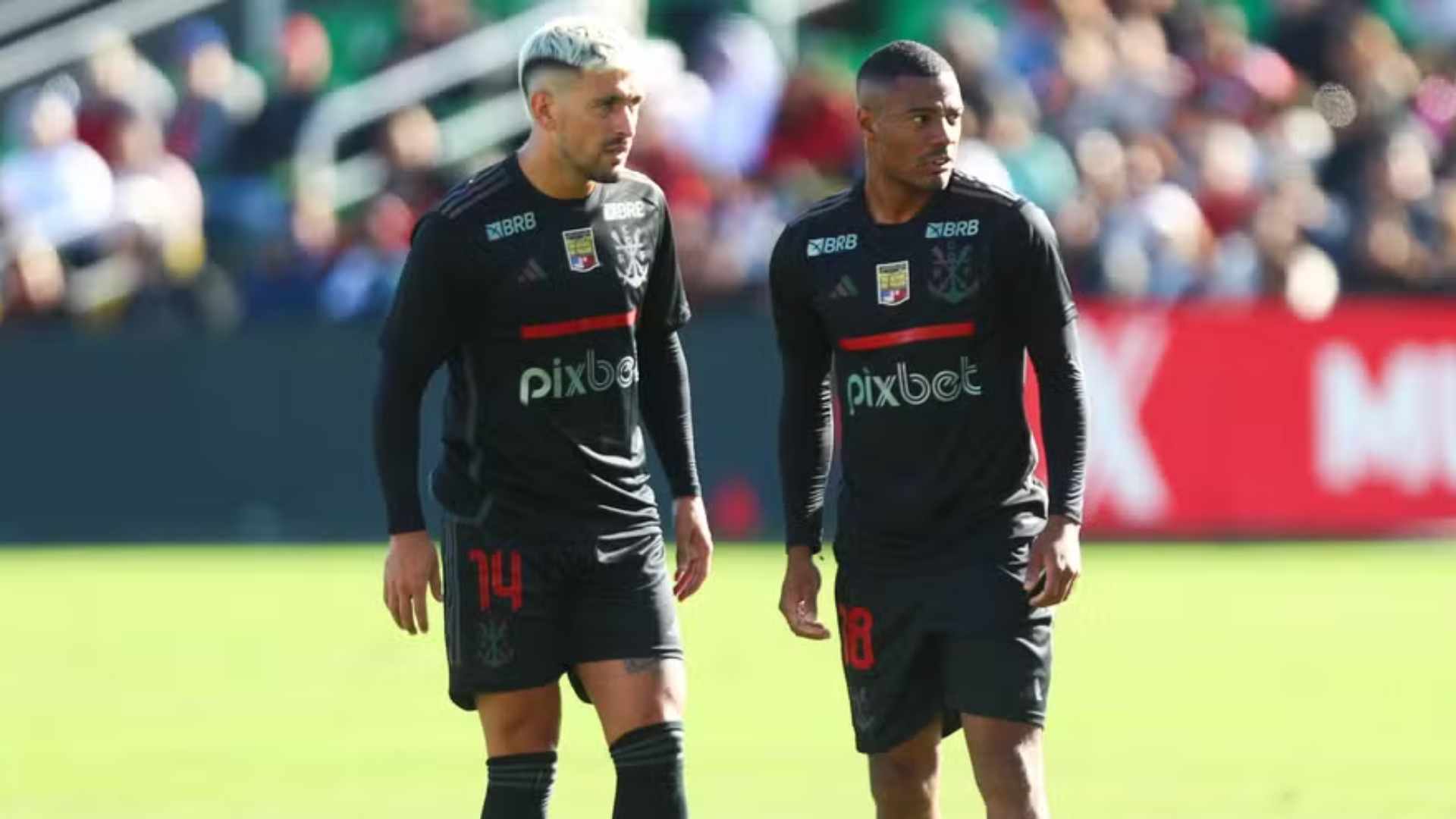 ARRASCAETA E DE LA CRUZ BRILHAM EM AMISTOSO DO FLAMENGO NOS EUA